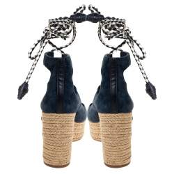 مملوكة مسبقًا صندل تورى برش ملتف علي الكاحل كعب روكى بوسيتانو سويدى أزرق مقاس 38.5