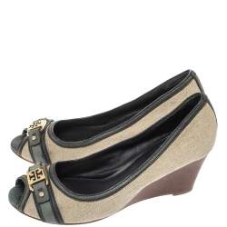 Pre Owned Tory Burch Beige Canvas And Green Leather Trim Wedge Peep Toe Pumps Size 39