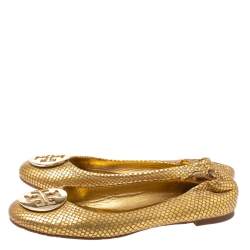 مملوكة مسبقًا حذاء فلات باليه تورى برش مجعد مينى جلد نقش جلد ثعبان ذهبى ميتالك مقاس 40