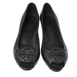 Pre Owned Tory Burch Black Leather Wedge Flats Size 37.5