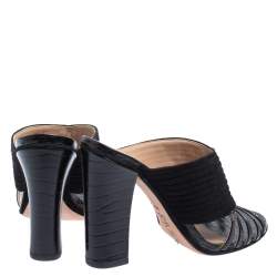 مملوكة مسبقًا صندل سلايد توري بورش جلد لامع وسويدي أسود بمقدمة مفتوحة مقاس 38