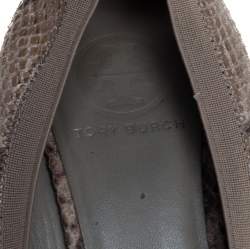 Pre Owned حذاء كعب عالى تورى برش كعب روكى كارولينا جلد نقش ثعبان  لونين مقاس 38.5 