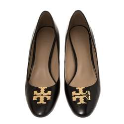 Pre Owned حذاء كعب عالي توري برش راليغ كعب سميك جلد لامع أسود مقاس 40