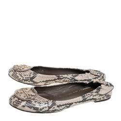 Pre Owned Tory Burch Beige/Brown Python Embossed Leather Reva Scrunch Ballet Flats Size 38