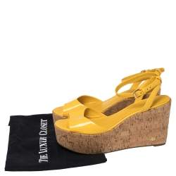 Pre Owned Tory Burch Yellow Patent Leather Dahlia Wedge Sandals Size 38.5