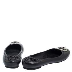 مملوكة مسبقًا Tory Burch Black Leather Reva Scrunch Ballet Flats Size 38