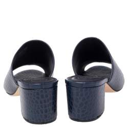 مملوكة مسبقًا صندل سلايد توري برش مارتين جلد نقشة التمساح أزرق كعب سميك مقاس 37