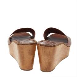 Pre Owned صندل توري برش جلد بني نعل سميك كعب روكي مقاس 38