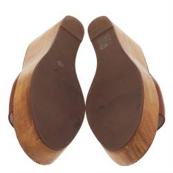 Pre Owned صندل توري برش جلد بني نعل سميك كعب روكي مقاس 38