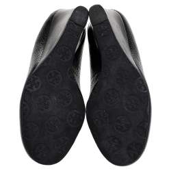 Pre Owned Tory Burch Black Leather Julianne Wedge Pumps Size 35