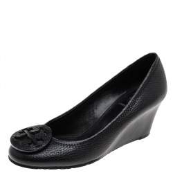 Pre Owned Tory Burch Black Leather Julianne Wedge Pumps Size 35