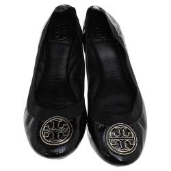 مملوكة مسبقًا Tory Burch Black Patent Leather Caroline Ballet Flats Size 41