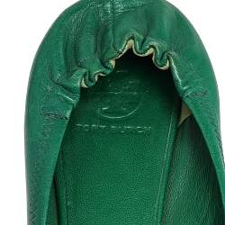 Pre Owned Tory Burch Green Leather Reva Scrunch Ballet Flats Size 38.5