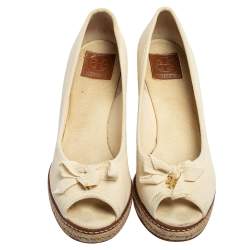 Tory Burch White Canvas Jackie Wedge Pumps Size 38.5