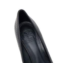 Pre Owned Tory Burch Navy Blue Python Embossed Leather Signature Logo Block Heel Pumps Size 36