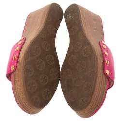 مملوكة مسبقًا Tory Burch Pink Leather Patty Wedge Slide Sandals Size 37.5