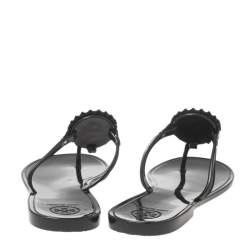 Pre Owned صندل فلات إصبع توري برش ميلودي جيلي أسود مزين لؤلؤ مزخرف شعار الماركة مقاس 39.5