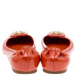 Pre Owned Tory Burch Orange Patent Leather Reva Scrunch Ballet Flats Size 37.5