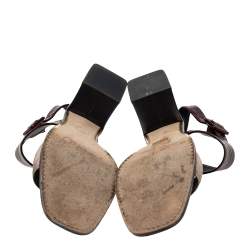 Pre Owned صندل توري برش سويدي وجلد نقش تمساح ثلاثي اللون كعب سميك وفتحة كعب مقاس 38.5