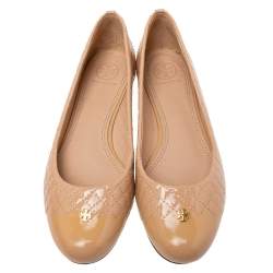 Pre Owned Tory Burch Beige Quilted Patent Leather Kent Ballet Flats Size 38.5