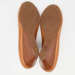 Pre Owned حذاء كعب عالي توري برش سالي جلد بني فاتح مقدمة مفتوحة كعب روكي مقاس 38