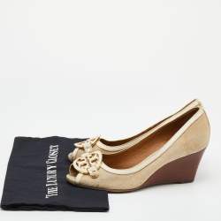 Pre Owned Tory Burch Beige/White Canvas and Leather Amanda Peep Toe Wedge Pumps Size 38