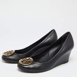 مملوكة مسبقًا حذاء كعب عالي توري برش صوفيا جلد أسود مزخرف كعب روكي مقاس 39