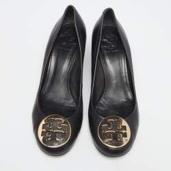 مملوكة مسبقًا حذاء كعب عالي توري برش صوفيا جلد أسود مزخرف كعب روكي مقاس 39