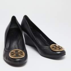 مملوكة مسبقًا حذاء كعب عالي توري برش صوفيا جلد أسود مزخرف كعب روكي مقاس 39