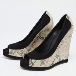 Tory Burch Black/Grey Suede and Python Embossed Leather Sandra Wedge Peep Toe Pumps Size 37.5
