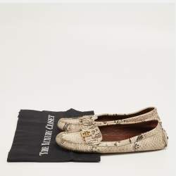 Pre Owned Tory Burch Cream/Brown Python Embossed Leather Driving Loafers Size 38.5