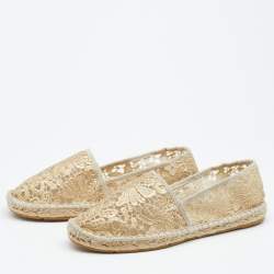 مملوكة مسبقًا Tory Burch Beige/Gold Lace and Mesh Espadrille Flats Size 39