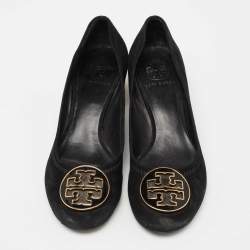 Pre Owned Tory Burch Black Suede Block Heel Pumps Size 36.5