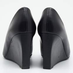 مملوكة مسبقًا Tory Burch Black Leather Luna Wedge Pumps Size 39.5