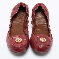 Pre Owned Tory Burch Burgundy Leather Scrunch Ballet Flats Size 36
