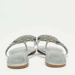 Pre Owned صندل بإصبع توري برش ميلير فلات جلد ميتالك فضي مقاس 39