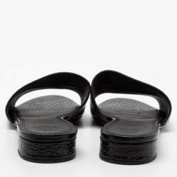 Pre Owned صندل سلايد فلات توري برش جلد نقشة التمساح أسود مقاس 38.5