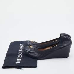 Pre Owned Tory Burch Black Leather Caroline Scrunch Wedge Pumps Size 39