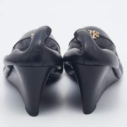 Pre Owned Tory Burch Black Leather Caroline Scrunch Wedge Pumps Size 39