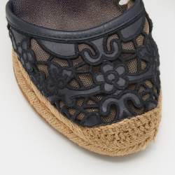 Pre Owned Tory Burch Dark Blue/Beige Lace And Woven Jute Wedge Espadrille Sandals Size 38.5