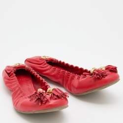 Pre Owned Tory Burch Red Leather Reese Tassel Scrunch Ballet Flats Size 38