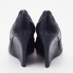 Pre Owned Tory Burch Navy Blue Quilted Leather Kaitlin Metal Cap Toe Wedge Pumps Size 39