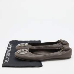 Pre Owned Tory Burch Grey Leather Scrunch Ballet Flats Size 38