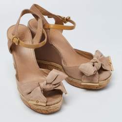 Pre Owned Tory Burch Beige Fabric and Leather Bow Penny Wedge Sandals Size 39.5