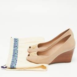 Pre Owned Tory Burch Nude Patent Leather Lowell Peep Toe Wedge Pumps Size 38