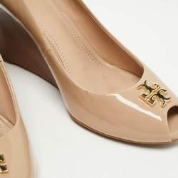 Pre Owned Tory Burch Nude Patent Leather Lowell Peep Toe Wedge Pumps Size 38
