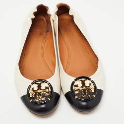 Pre Owned Tory Burch Off White/Black Leather Logo Buckle Ballet Flats Size 38