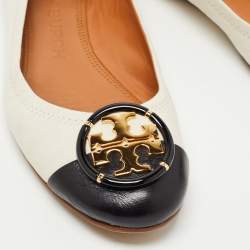 Pre Owned Tory Burch Off White/Black Leather Logo Buckle Ballet Flats Size 38