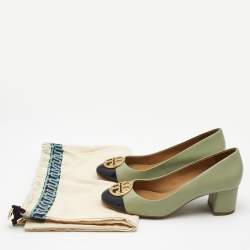 Pre Owned Tory Burch Green/Navy Blue Patent and Leather Chelsea Pumps Size 37