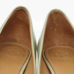 Pre Owned Tory Burch Green/Navy Blue Patent and Leather Chelsea Pumps Size 37